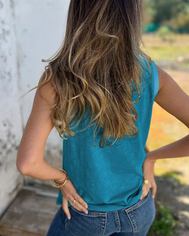 BELEN – Modern and Chic T-Shirt