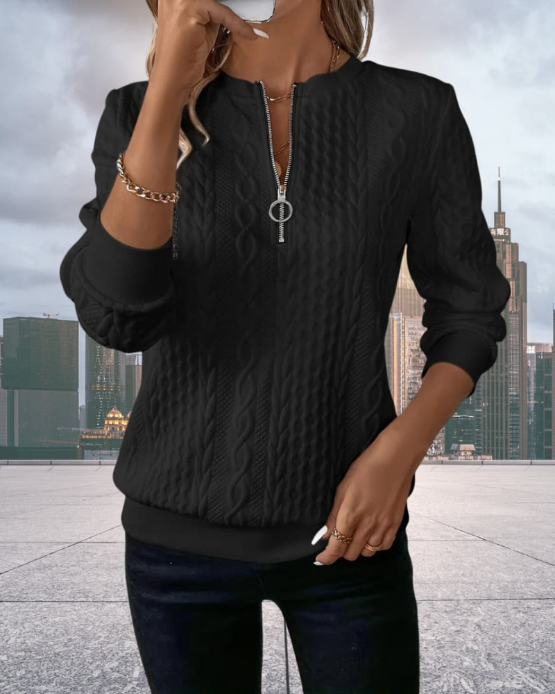 ELSA - STYLIZED SWEATER