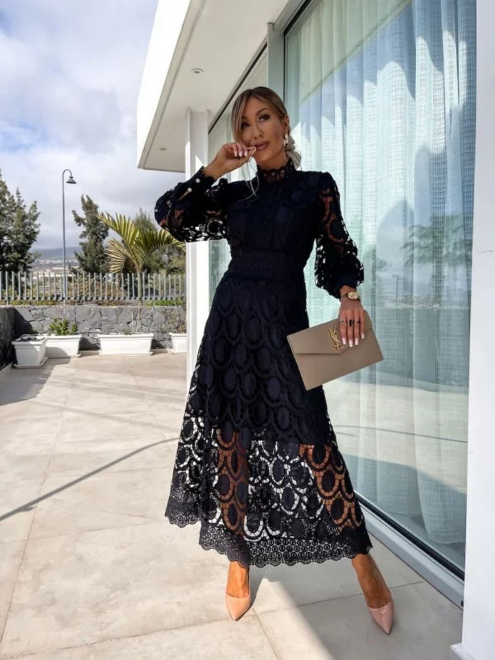 Liza - Enchanting Lace Evening Dress