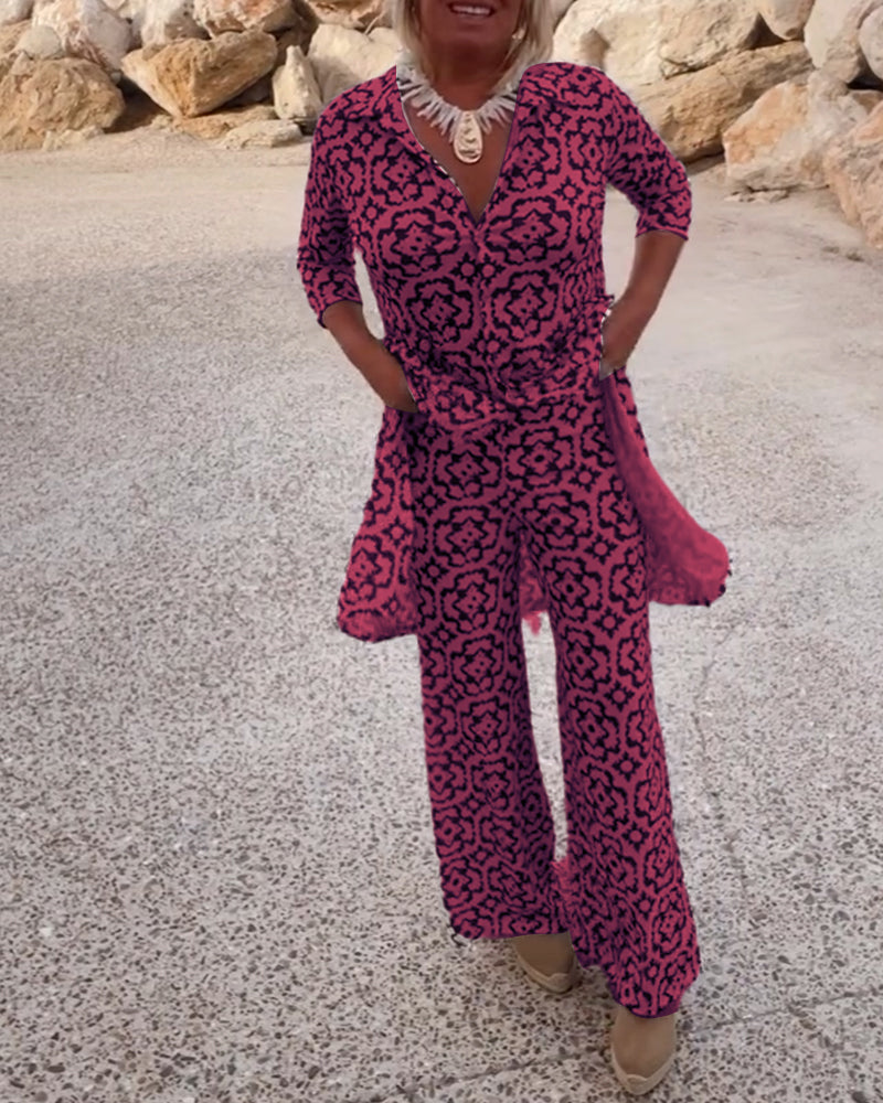 Printed Vintage Set with Collar and Button