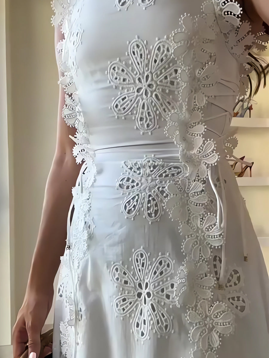Éliora – Floral Lace Maxi Dress with Tie Straps