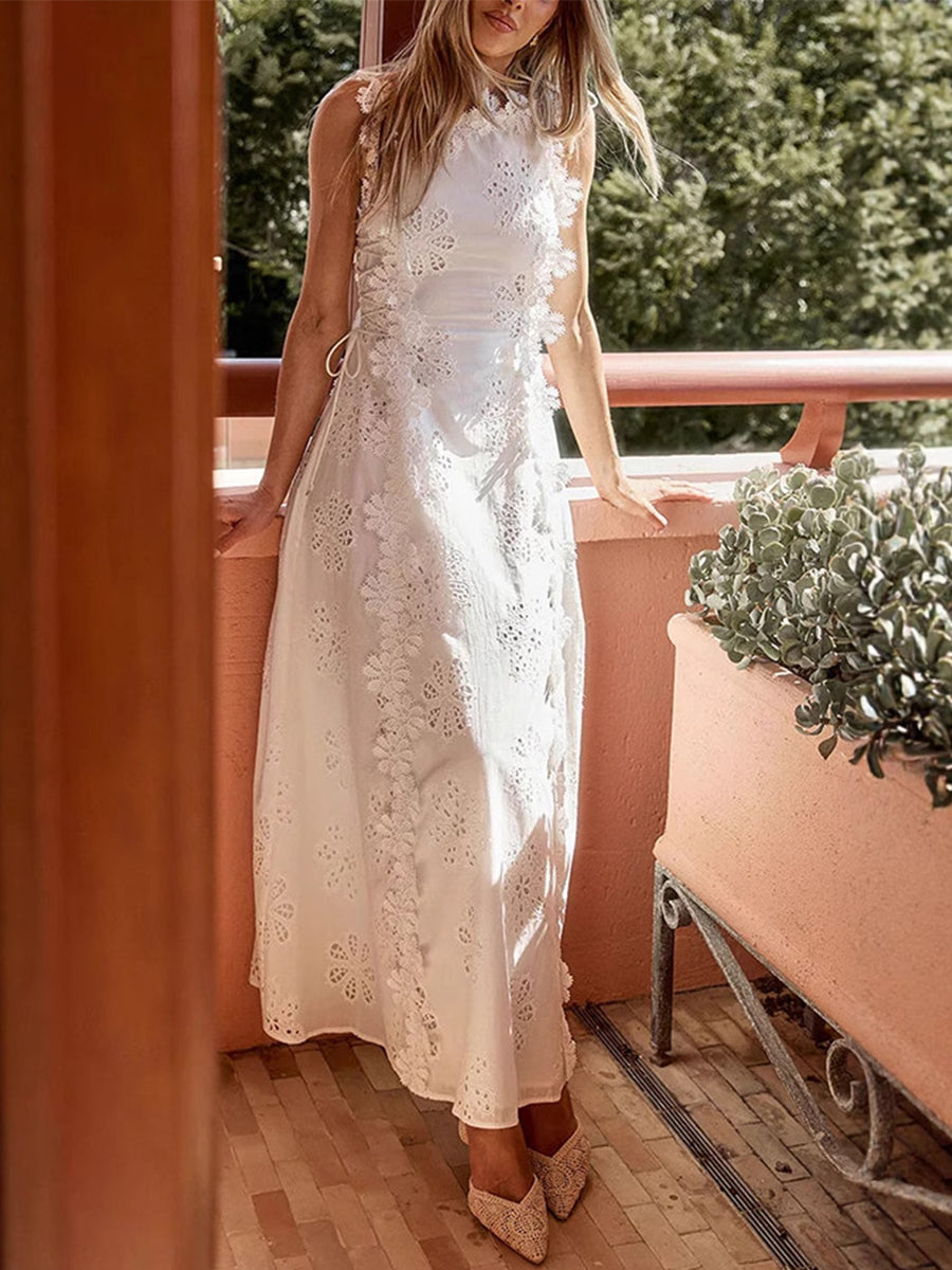 Éliora – Floral Lace Maxi Dress with Tie Straps