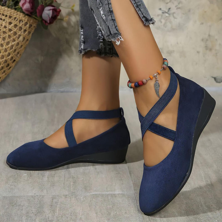 Elvira - Comfortable and Lightweight Shoes