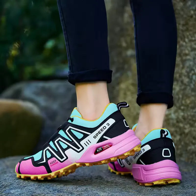 Lía - Sports Shoes
