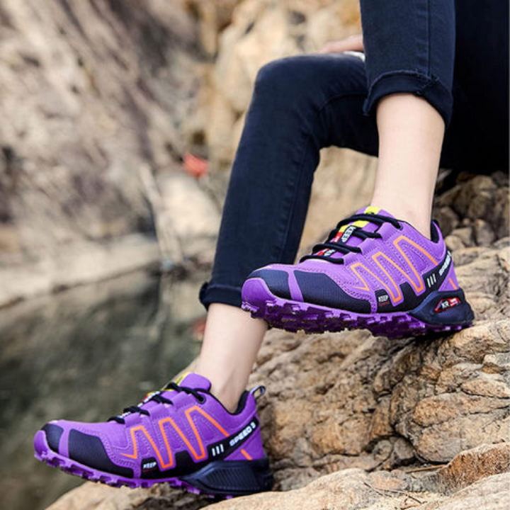 Lía - Sports Shoes