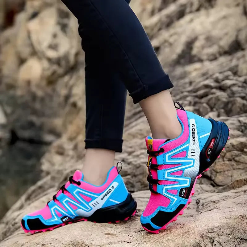 Lía - Sports Shoes