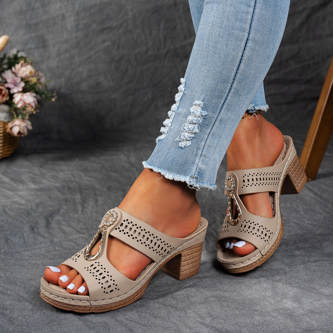 Loli - Comfortable and Elegant Sandals