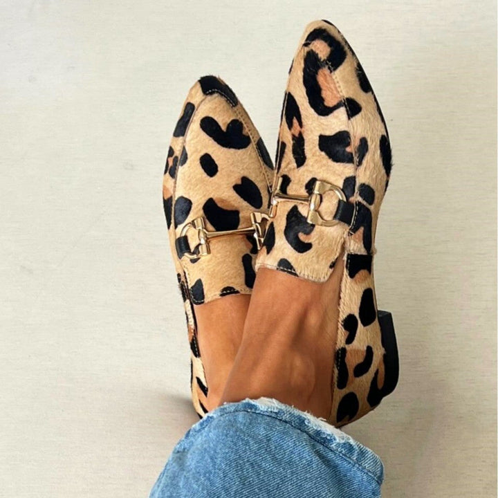 Eloise  - Modern Savanna Flat