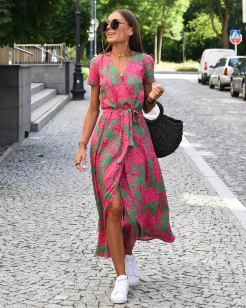Linda - Elegant Floral Dress