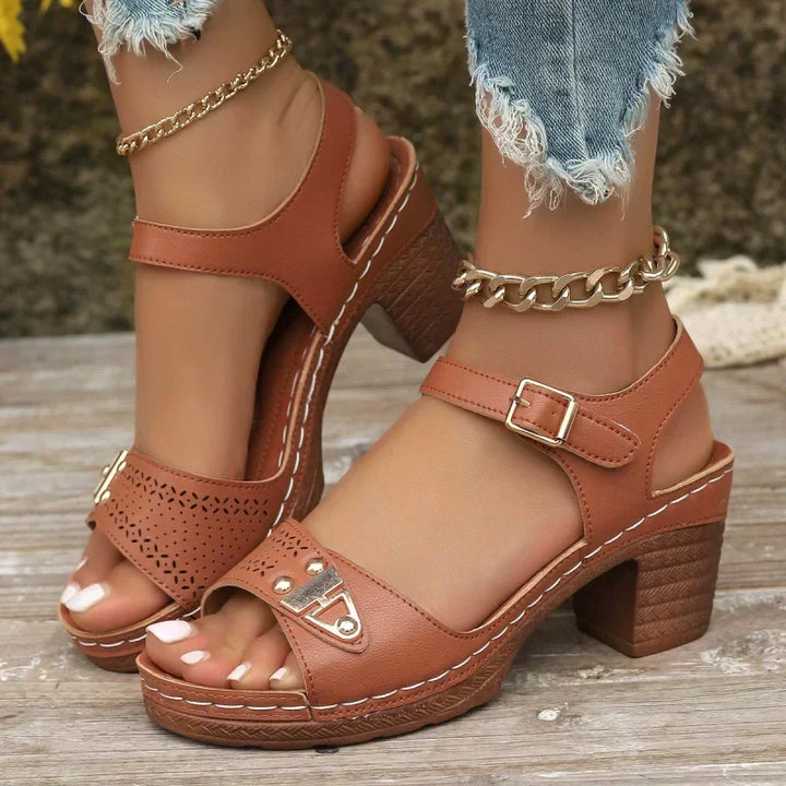 Leticia - Elegant and Comfortable Sandals